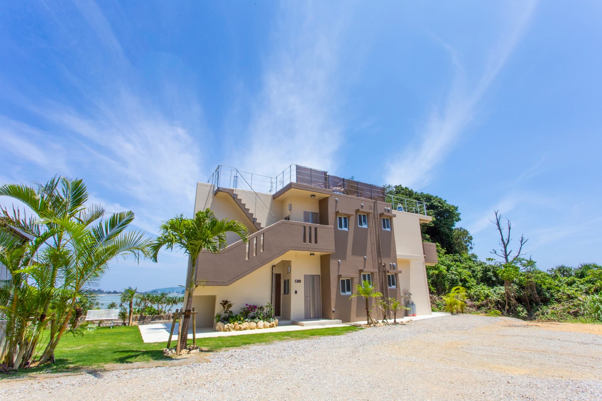 ビーチサイドリゾート　グランブルー沖縄