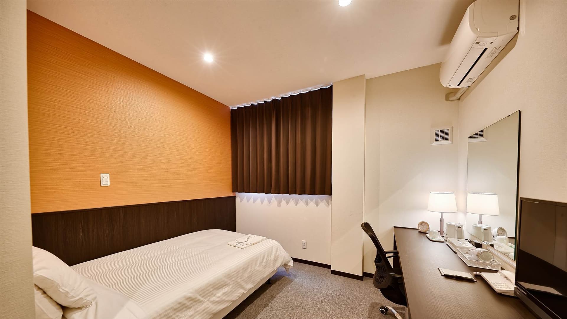 クラウンホテル沖縄アネックス 2