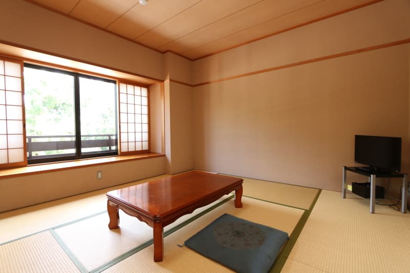 料理・旅館大鳥居苑 2