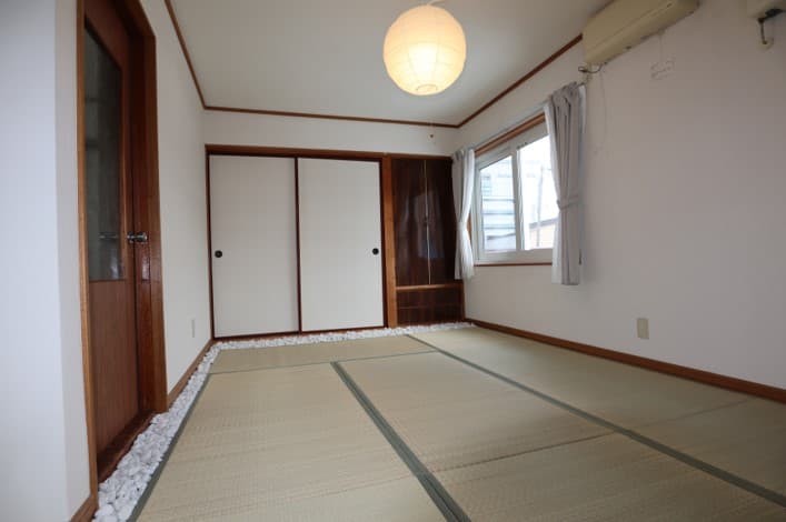 ＴＨＥ　ＨＯＵＳＥ　ＣＨＩＴＯＳＥ　ＳＴＡＴＩＯＮ　２ 2