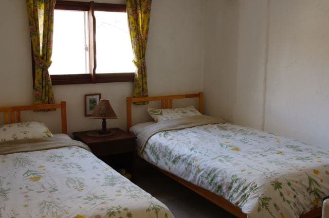 Ｇａｌｌｅｒｙ　ＨＡＲＡ　＆　ＧＵＥＳＴＨＯＵＳＥ 2