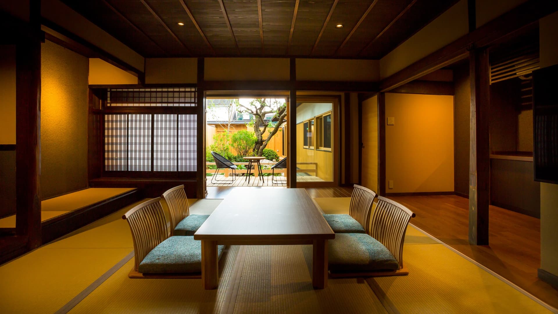 津山城東むかし町　城下小宿　糀や 2