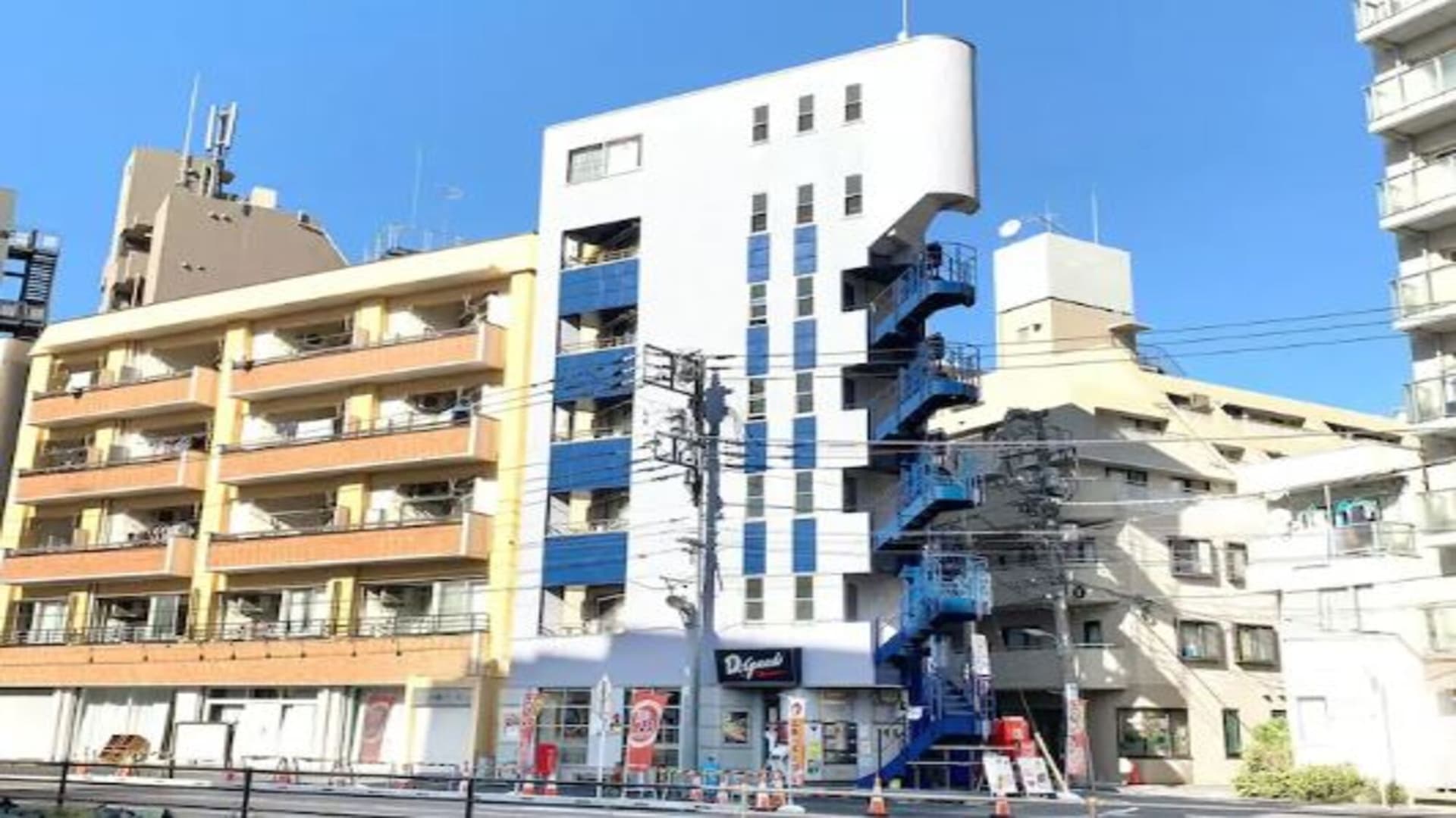 角谷レイヴァリー301