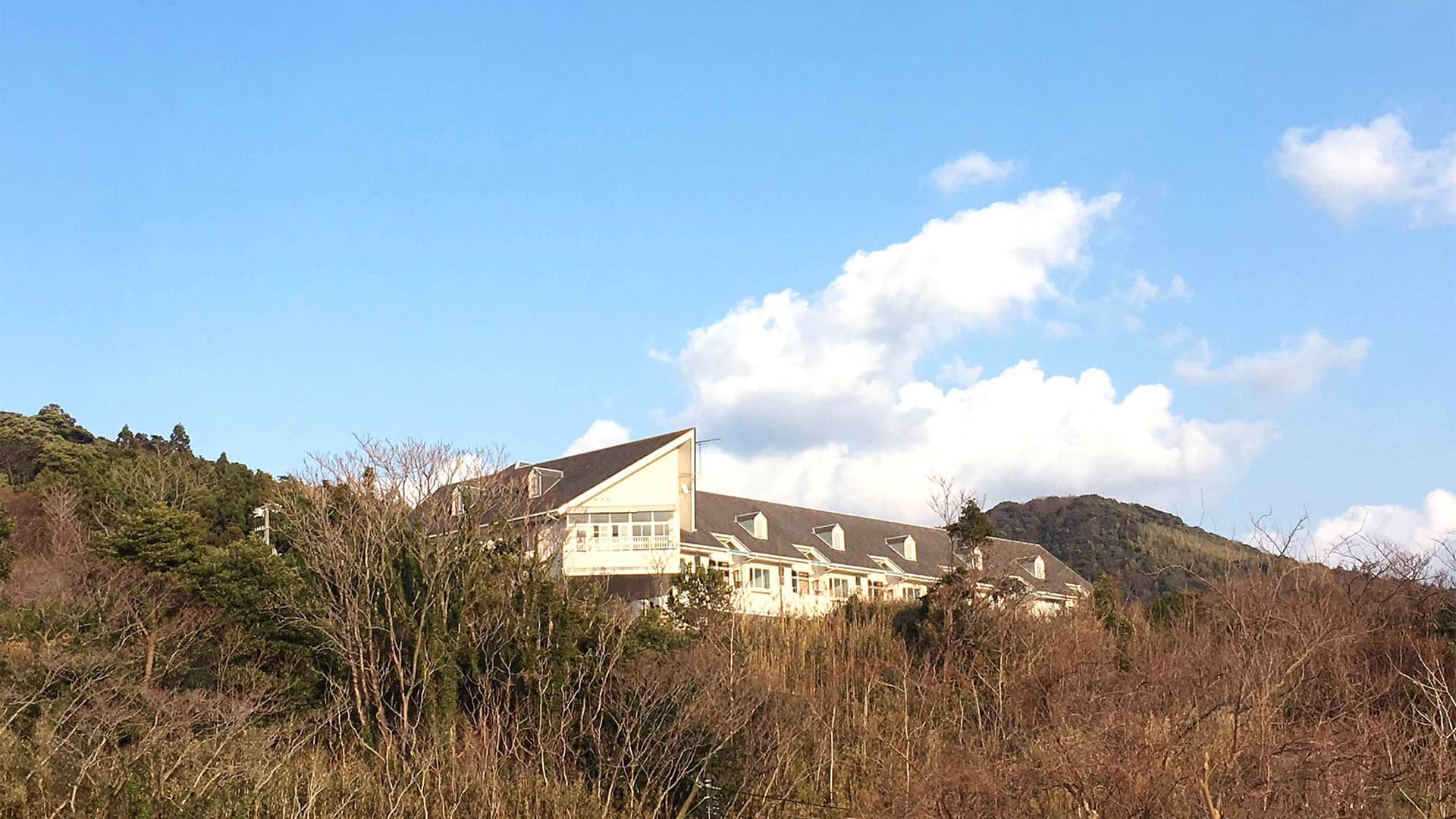 海辺のホテル　ノラ・マーレ