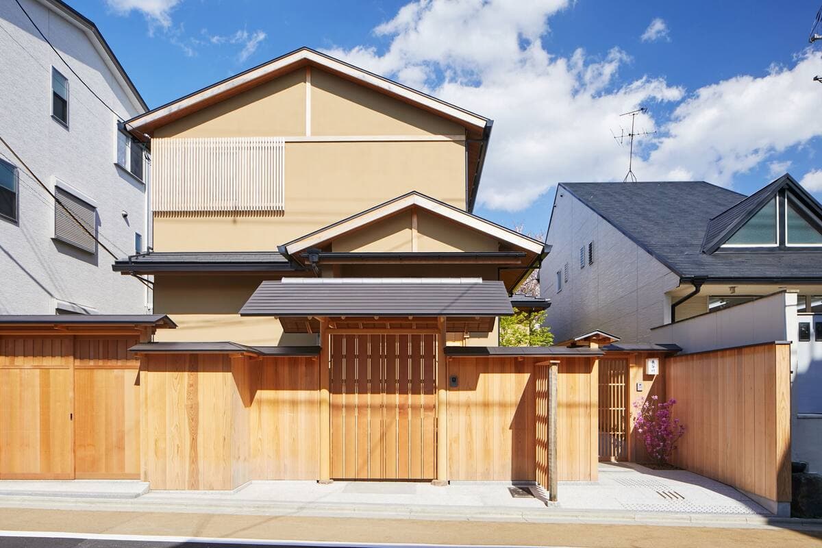 HANARE KYOTO 御宿 長谷川