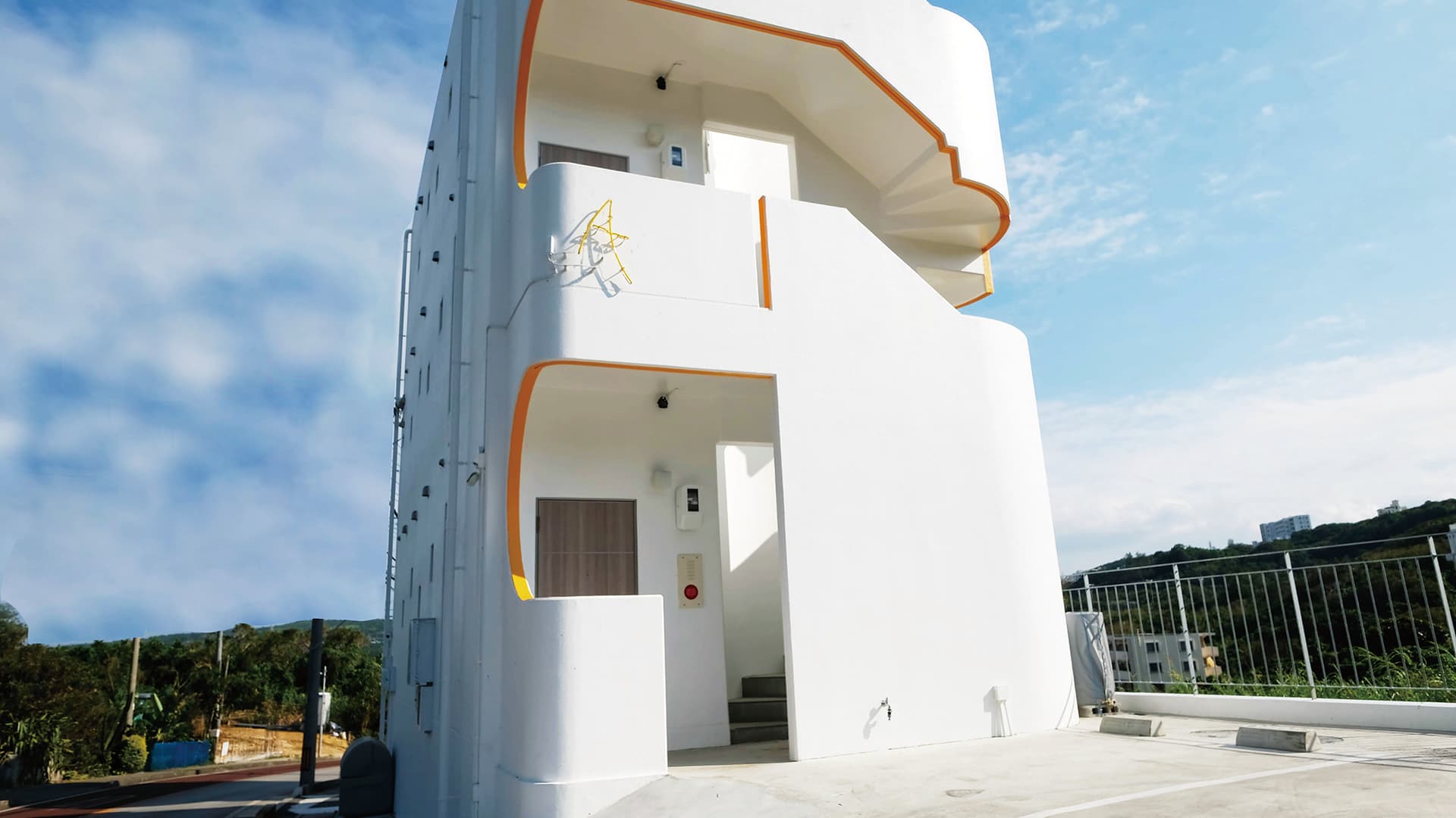 Chulax沖縄読谷【デザイナーズコンドミニアムホテル】