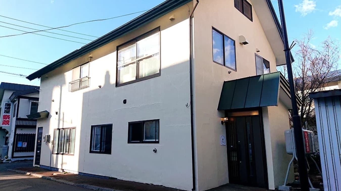 川湯温泉ゲストハウスNOMY