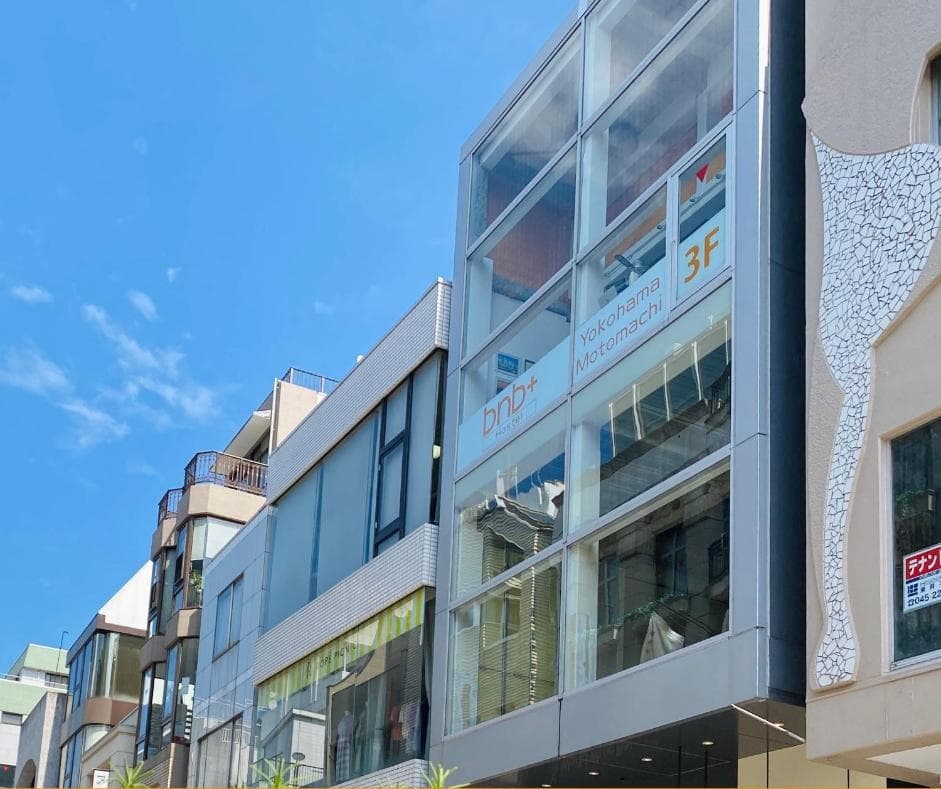 bnb+ 横浜元町店