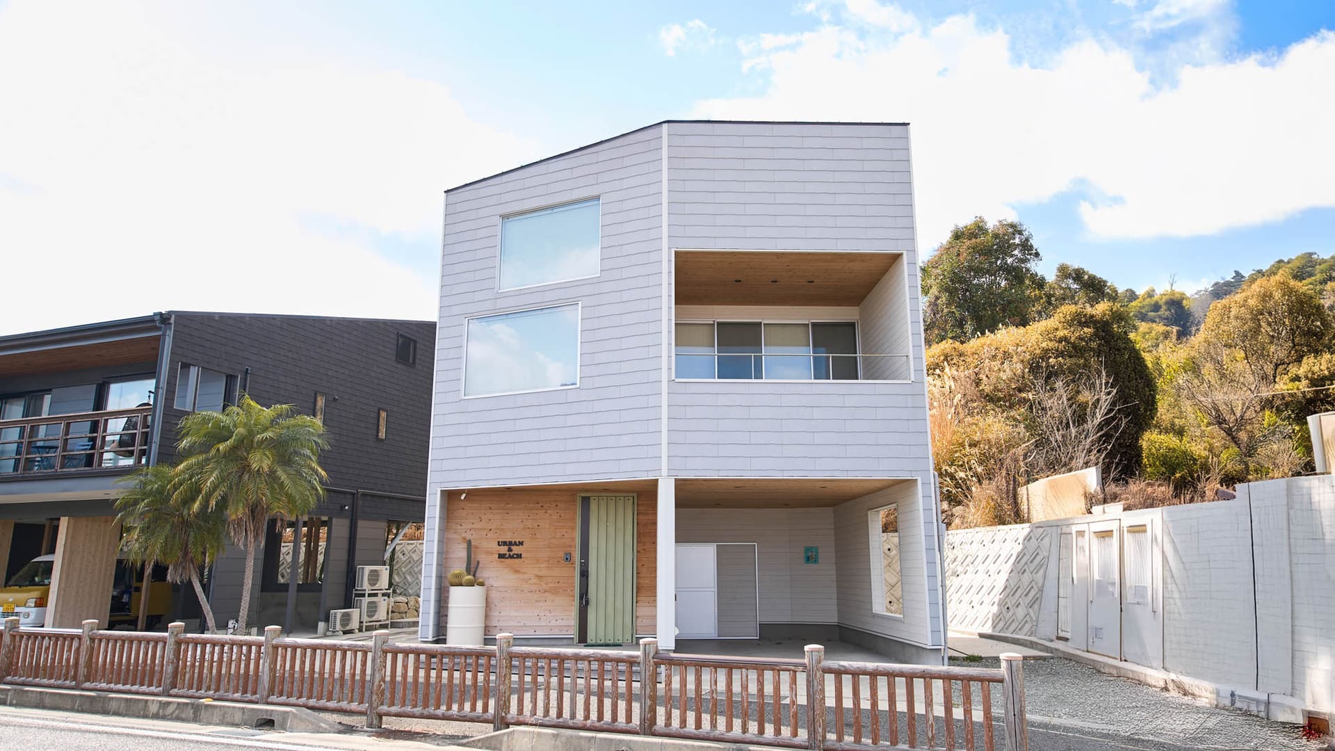 ＵＲＢＡＮ　＆　ＢＥＡＣＨ＜淡路島＞