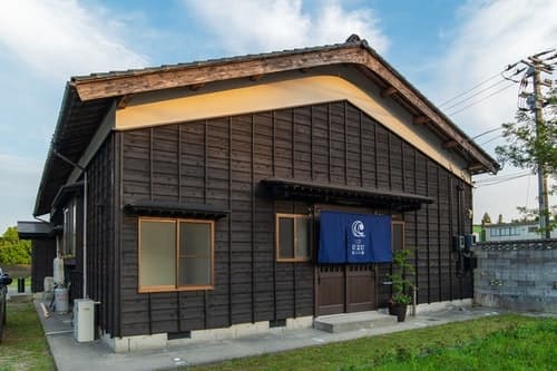 ｇｕｅｓｔｈｏｕｓｅ　ＵＺＵ佐渡　＾