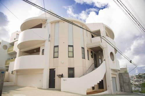 ＵＧＡＮＡ　ＶＩＬＬＡ　ＧＩＮＯＷＡＮ／民泊