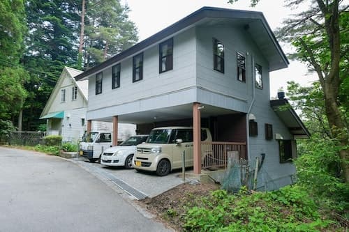 Ｒ－ｈｏｕｓｅ　１ｓｔ　＾