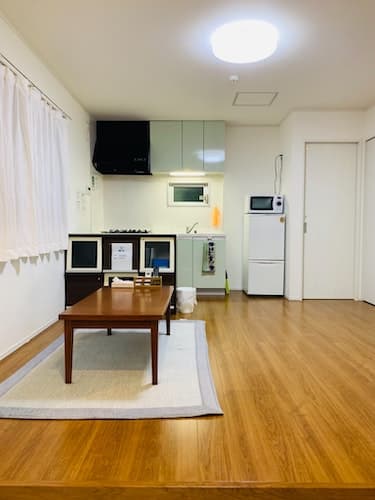 【メゾネット花園Ａ座】　＾