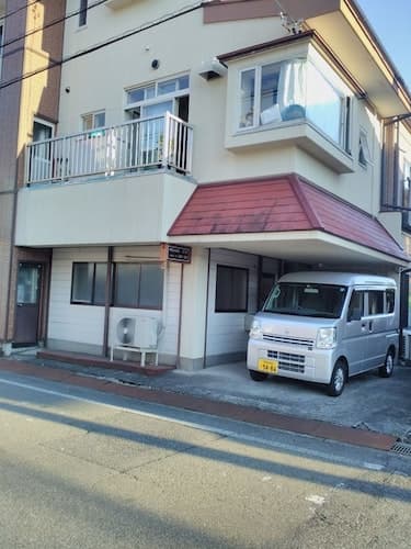 ペガサスステイ３０１・アパート１室貸出・無料駐車場完備！長期滞在も大歓迎です！　＾