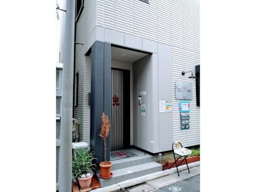 Ｔｏｋｙｏ　ｓｔａｙ　Ｈｕｔ　ＳＡＲＩ　＾