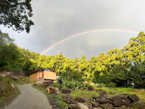 一棟貸切コテージ　尾之間スナッパーロック　グランピング　プライベートの森　＾