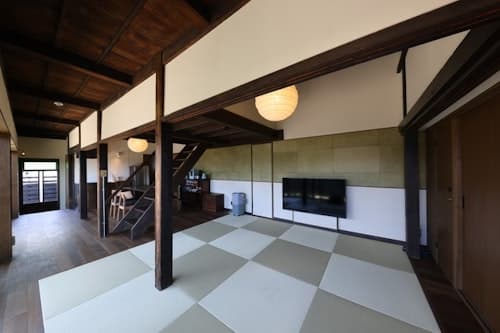 古民家の宿「紋七」／ＢＢＱグリル／茂原駅５分／併設店で飲食可　＾