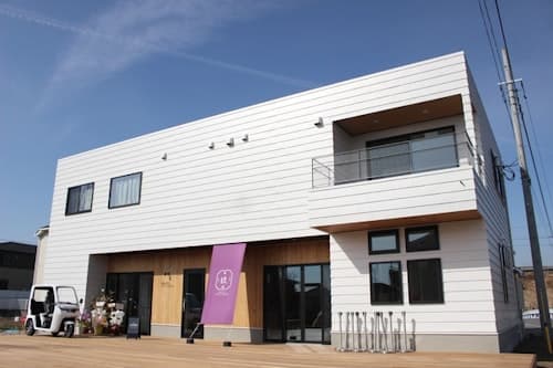 まといホステル＆バー　＾