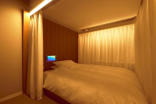 SLEEPLAB THE STAY 西新宿 ^