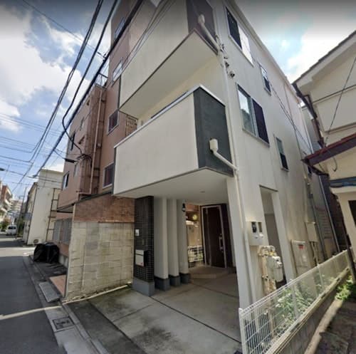 【Crown 海辺】 ^