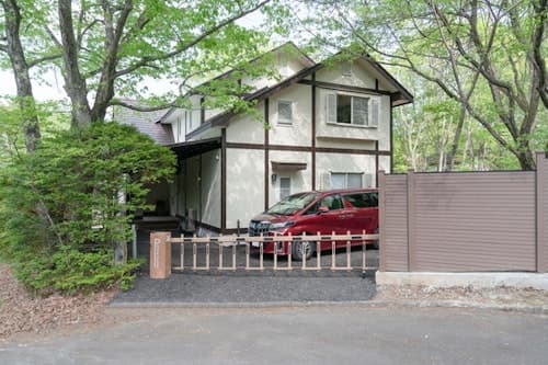 Ｃｈａｔｅａｕ　Ａｎｇｅ　ＵＭＡＹＡ　北軽井沢　貸別荘　大人数におすすめ　＾