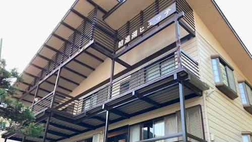 精進湖ヒュッテ　＾