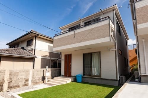 恩納合法民泊Ｃｏｚｙ　Ｈｏｕｓｅ　家族旅行に最適なスペース無料駐車　＾