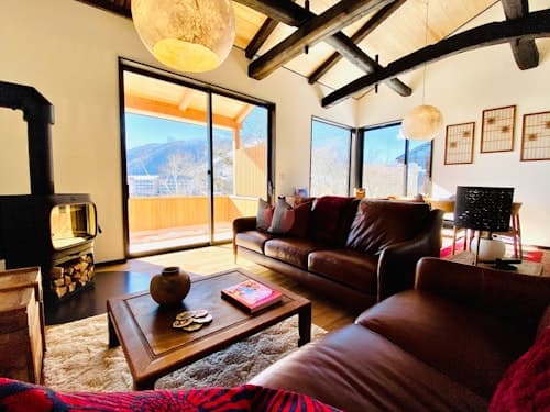 Ｓｎｏｗｍａｎ　ａｐａｒｔｍｅｎｔｓ　＾