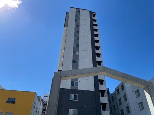 一階に北海道名物セイコーマート!/民泊