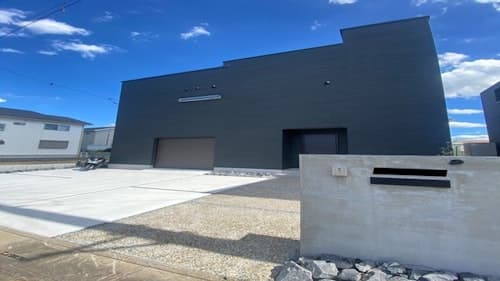 ＤＥＳＩＧＮ　ＨＯＵＳＥ／民泊