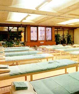 サウナ＆カプセルホテル　グリーンランド中洲店 2