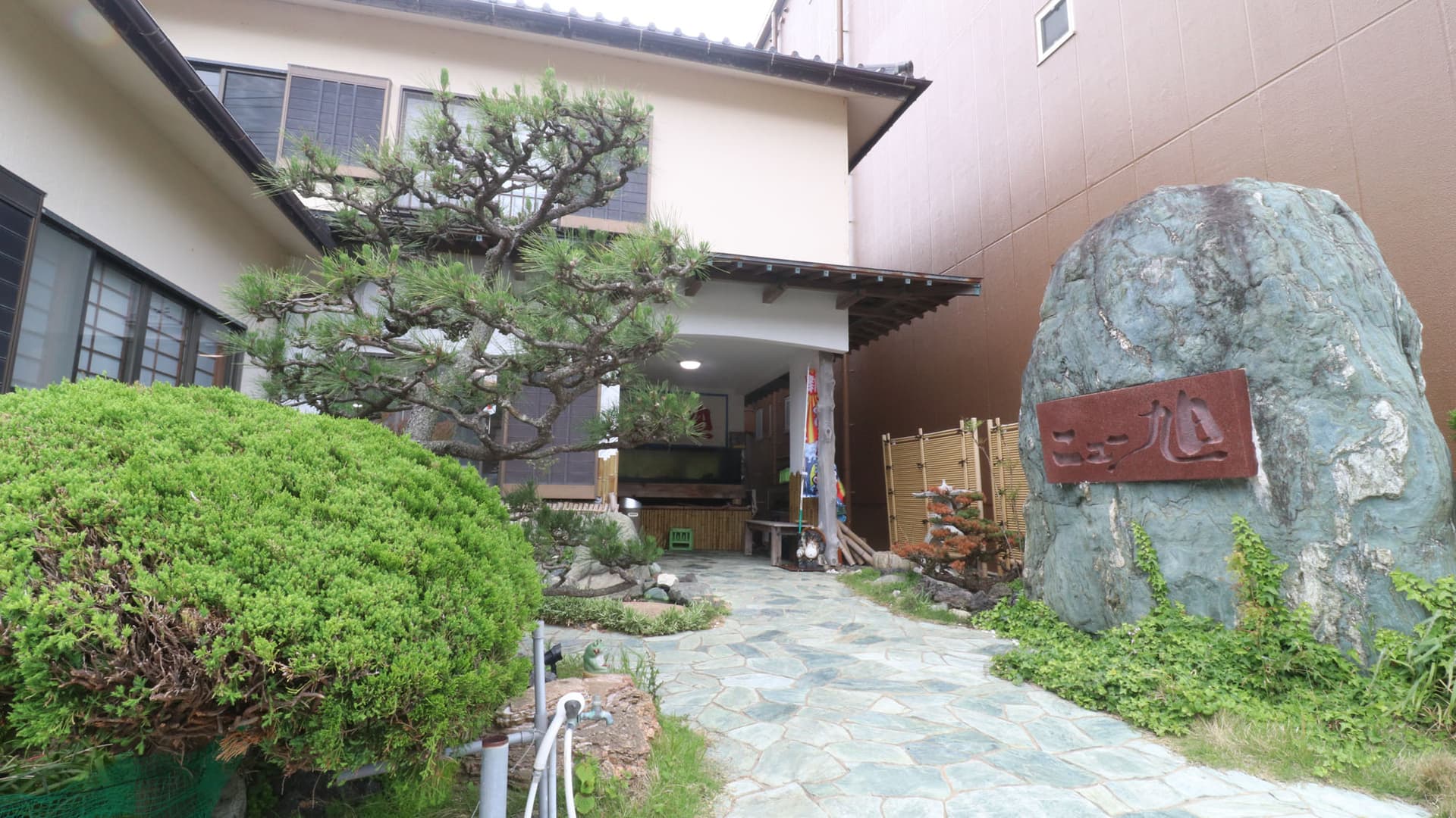 ニュー旭＜篠島＞