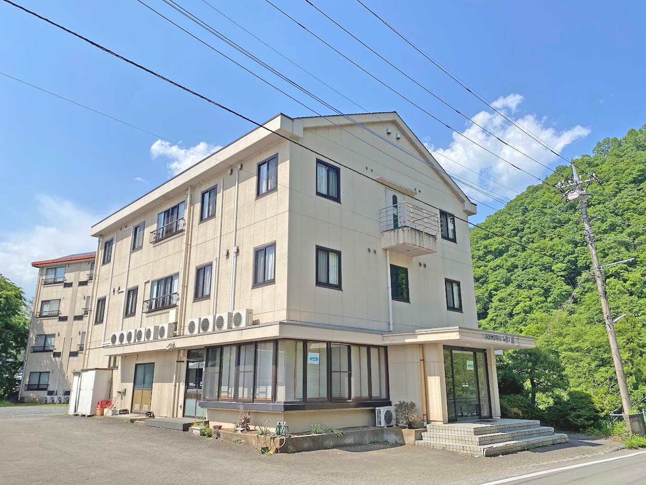 ビジネスホテル泉屋