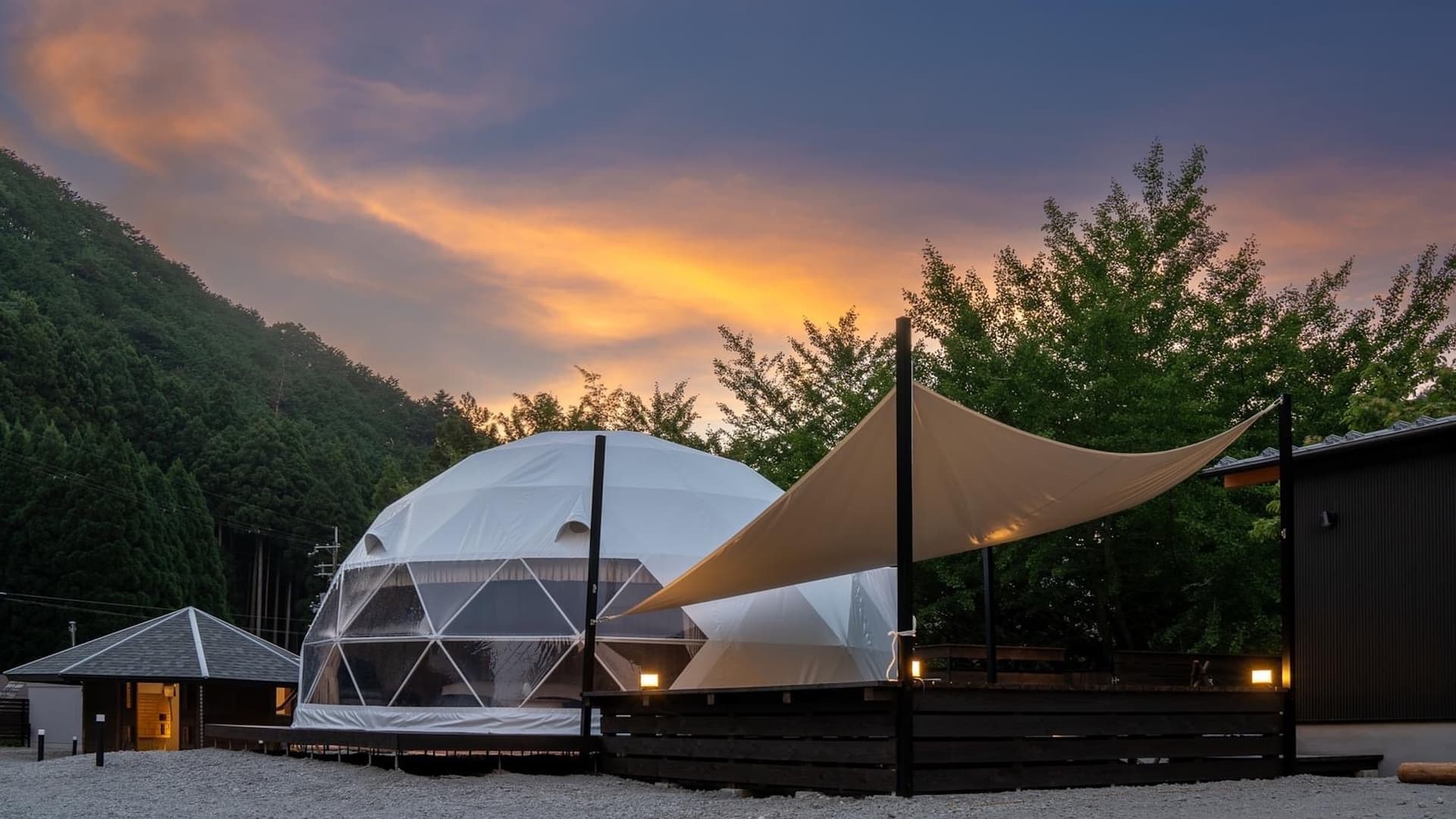 丹波星空グランピング　ーＳＨＩＧＵＲＡ　ＲＥＳＯＲＴー