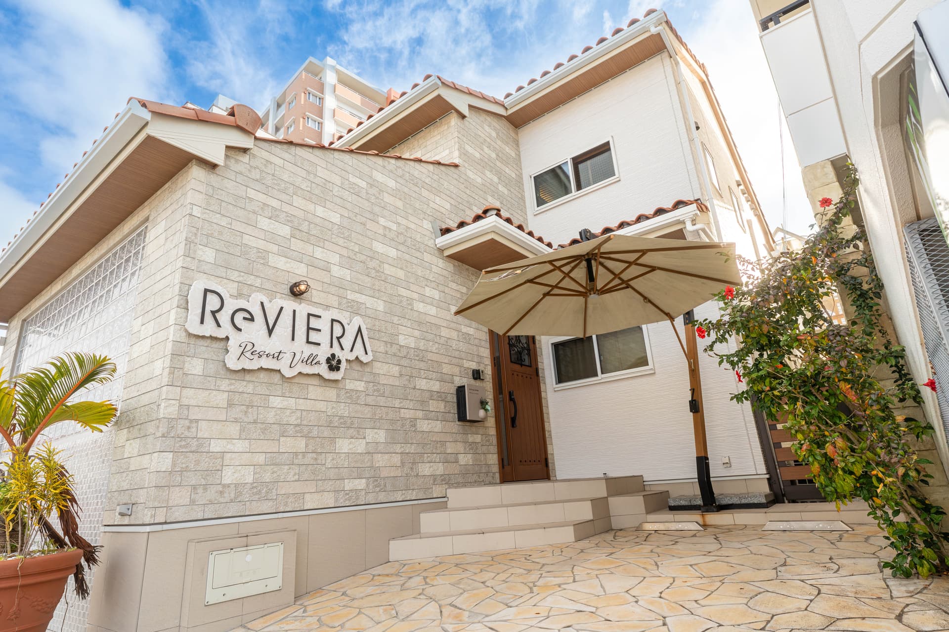 Reviera Resort Villa