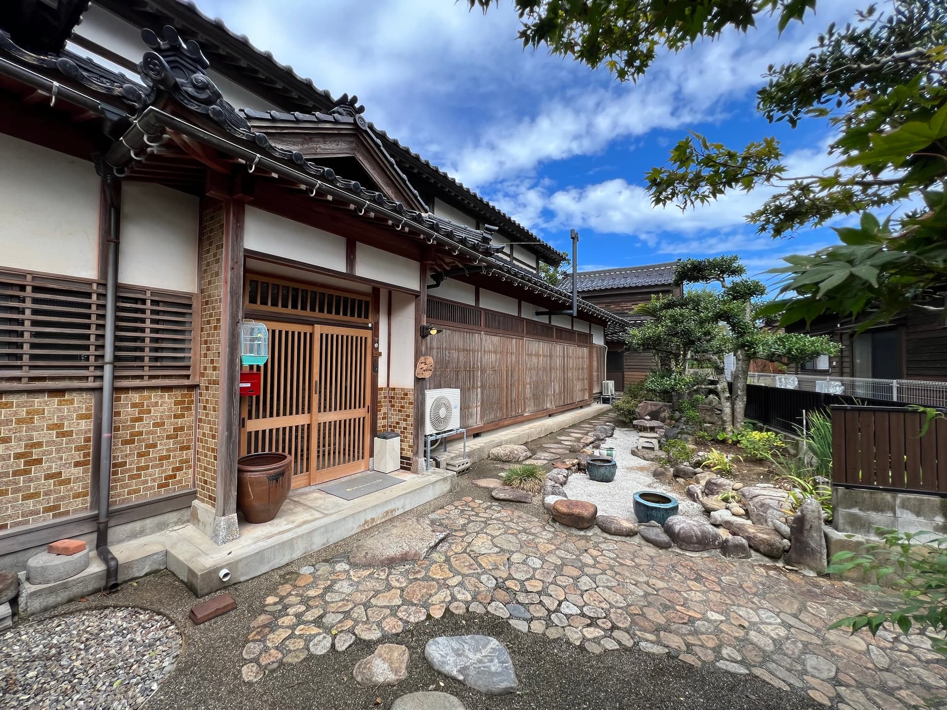 温泉付き一棟貸し宿　はたご屋ちゅうべ