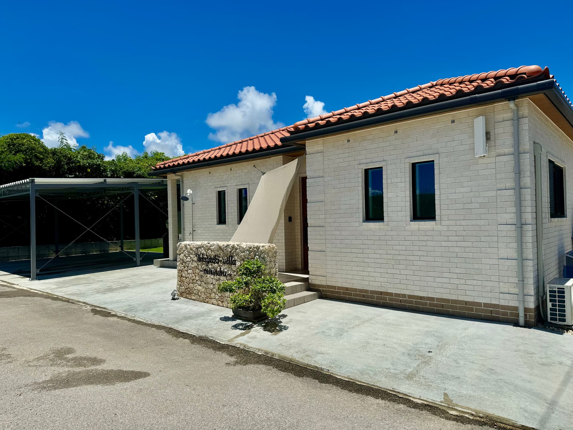 ｉｓｈｉｇａｋｉ　ｖｉｌｌａ　ｍｕｓｕｂｕ＜石垣島＞