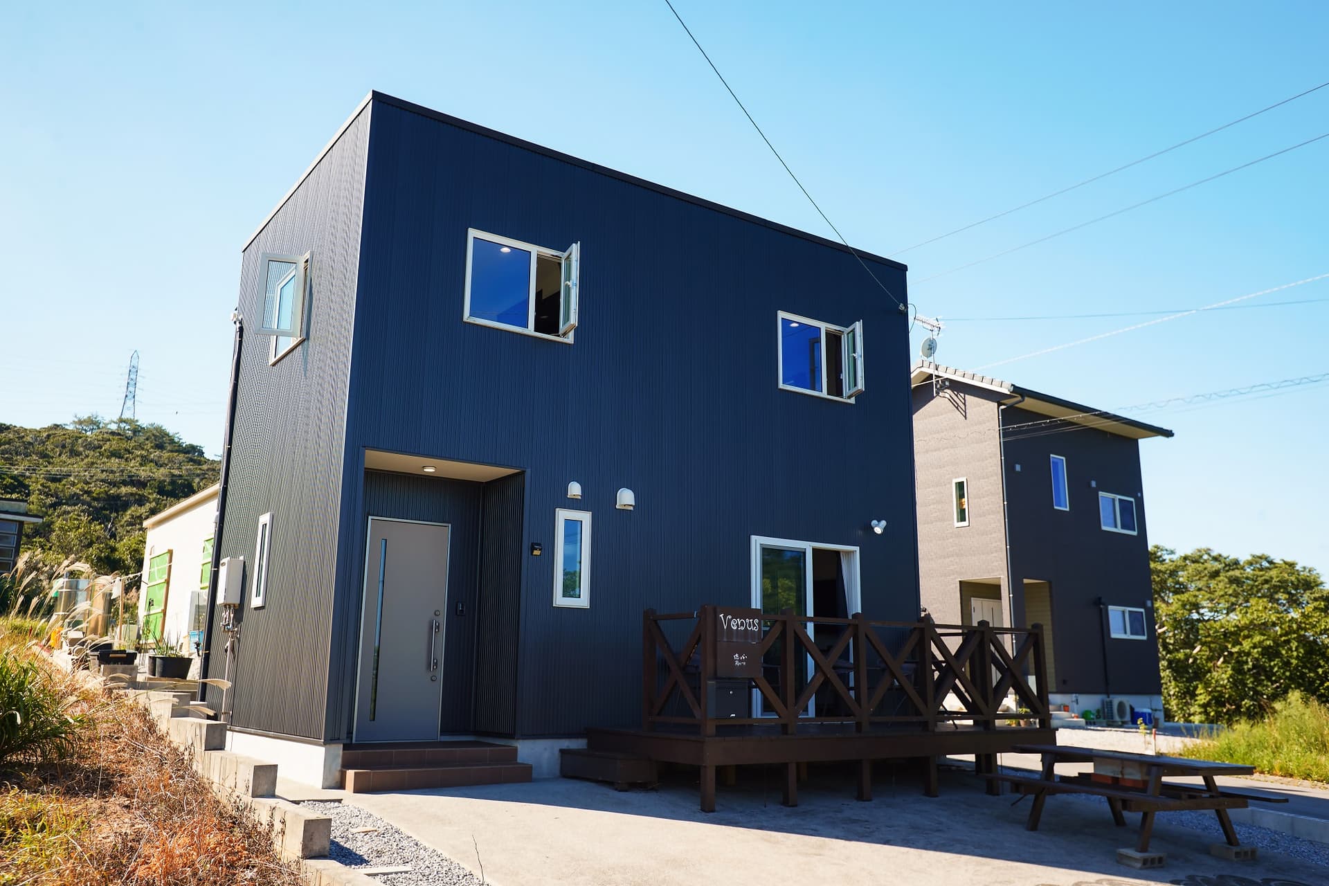 ＣＯＤＥ　ＲＯＯＭＳ　ＯＫＩＮＡＷＡ