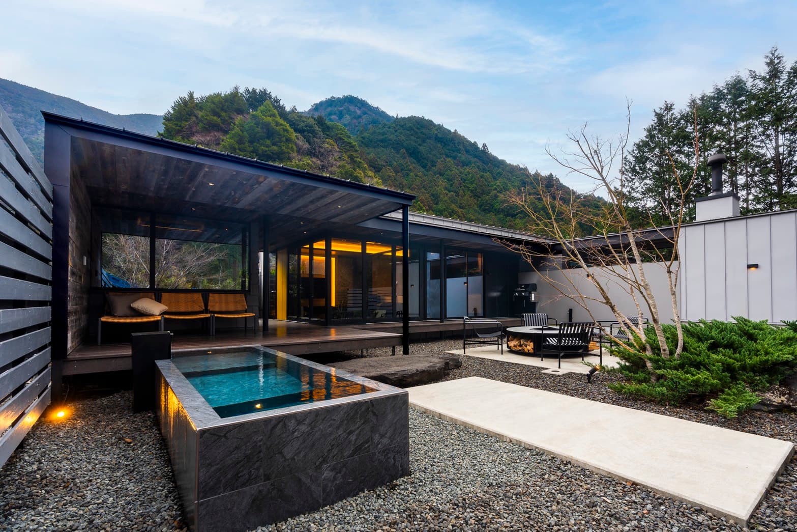 UMEGASHIMA DRIVEーIN & SAUNA VILLA