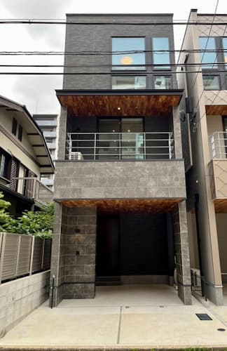 Ｆｌｏｗｅｒ　Ｂａｓｅ　ＴＳＵＢＡＫＩ　＾