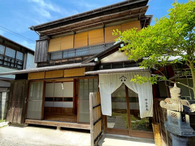 古民家の宿　鎌倉楽庵　＾