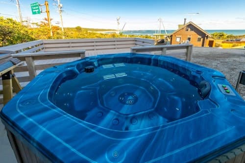 AQUA WHALE君ヶ浜&DOG WHISKER ^