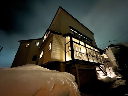ＴＨＥ　ＨＯＴＥＬ　ＹＵＺＡＷＡ　ＰＡＲＡＤＩＳＯ／民泊