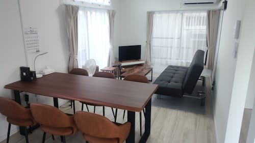 どんぐりの家／民泊