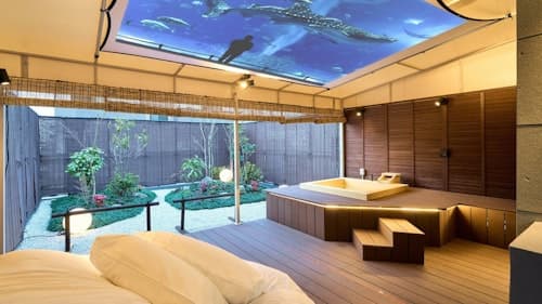 今昔荘　大阪　弁天町　－　屋上庭園　＾