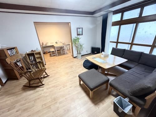 ハコネスト末広　一戸建て貸切　最大１２名　５ＬＤＫ　＾