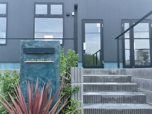 ［一棟貸切］　九十九里浜　片貝新提サーフポイントすぐ　１６名までカプセルホテル　＾