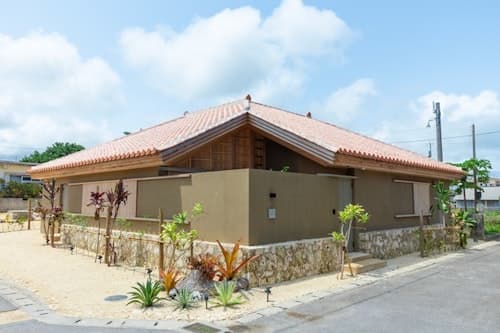 Ｓｈｉｒａｈｏ　Ｖｉｌｌａ　Ｓｑｕａｒｅ　Ｃｏｕｒｔ　＾