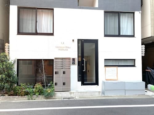 ＡＫＡＲＩＹＡ　ＡＳＡＫＵＳＡ（燈屋浅草）　＾