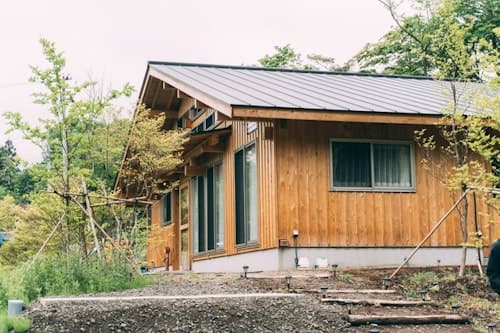 Ｅｃｏｍｍｏｄａｔｉｏｎ　百のやど　＾